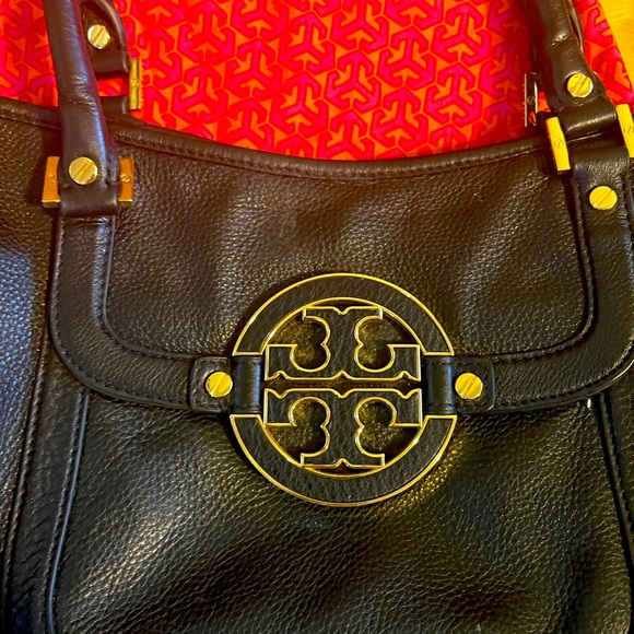 🎉🎉HP🎉🎉🔥TORY BURCH🔥LARGE LEATHER BAG LOVED IN EXCELLENT SHAPE! 🎬FinalCut🎬 - Picture 2 of 8